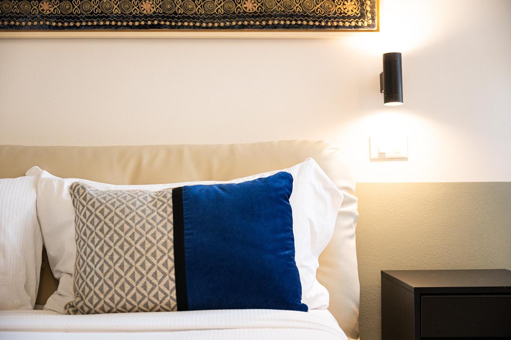 קליארי La Plaia Suites מראה חיצוני תמונה